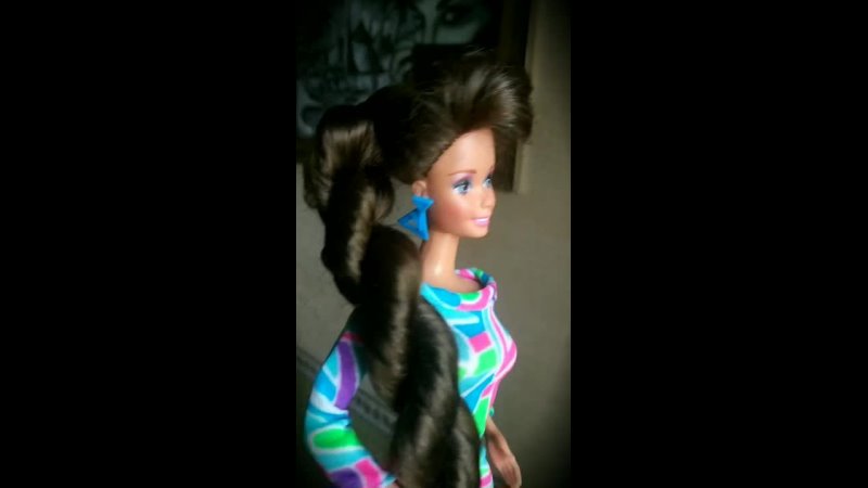 Barbie Totally hair brunette