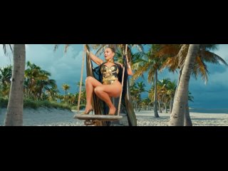 Thalía, Gente de Zona - Lento (Official Video)
