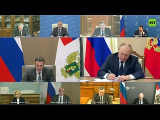 [RT] Putin holds meeting with members of Russian government [TAPE]