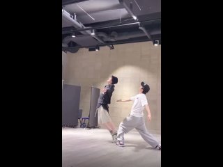 tbzlover | закадровое видео танца Шинчана (бесценный смех наших дурашек)