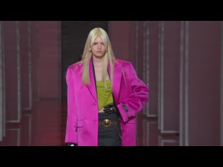 Versace Осень-Зима 2022 | Коллекция женской одежды 👗