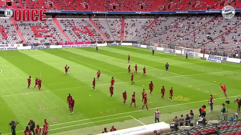 FC Bayern Munich SAQ activation by Julian