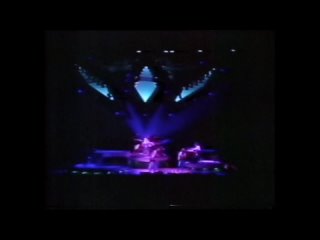 Elton John - Live at the Sydney Entertainment Centre, Australia, 24th March 1984