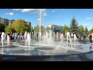 Светомузыкальный фонтан в парке “Чудо-Юдо-Град“