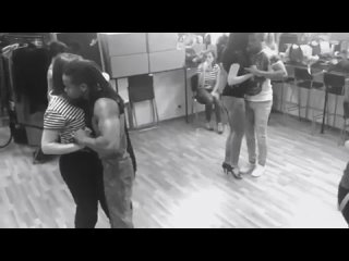 Школа танцев LA PLAYA представляет Kizomba New Group