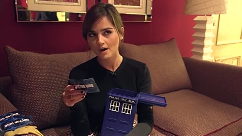 Jenna Coleman answers fans questions from TARDIS tin (xmas