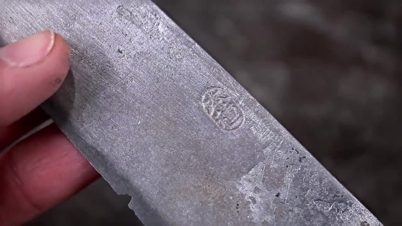 Rusty Japanese kitchen KNIFE RESTORATION with secret wood handle