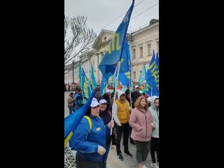 🇷🇺Александр Марков из ЛДПР заставил “шевелить булками“ Единую и Справедливую Россию на 1 майском шествии🎉 #ЛДПР