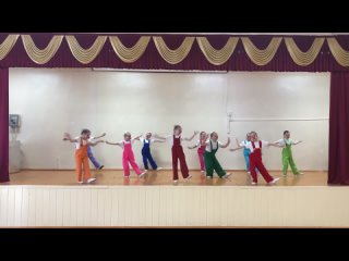 МБОУ «СШ№34» Детскии танец «Клоуны» хореографическии коллектив «Мурзилки» mov