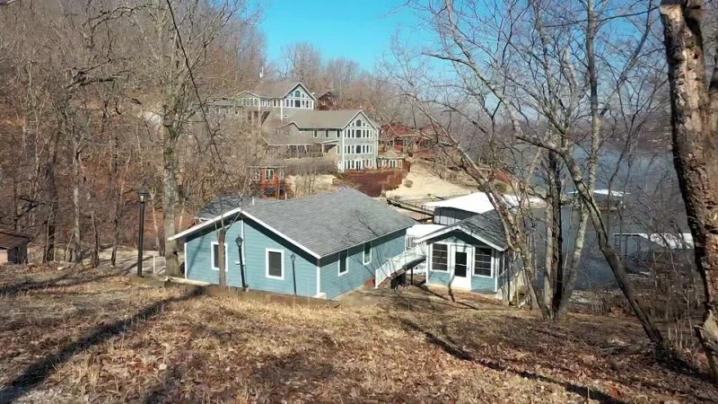 Lakefront Home For Sale at Lake of the Ozarks - 73 Fox Point Drive - Dock included