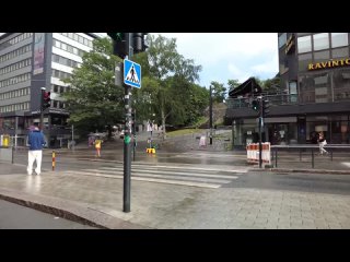 Helsinki Suburbs: Rainy and Sunny Day Walk from Harju to Mustikkamaa via Sörnäinen