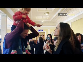 ANGELINA JOLIE IN UKRAINE. FULL VIDEO  АНДЖЕЛІНА ДЖОЛІ В УКРАЇНІ ПОВНЕ ВІДЕО