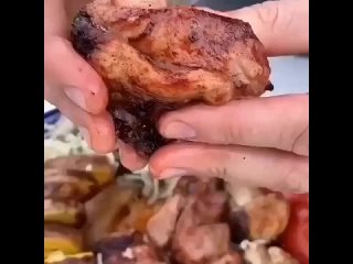 Вкусный сочный шашлык