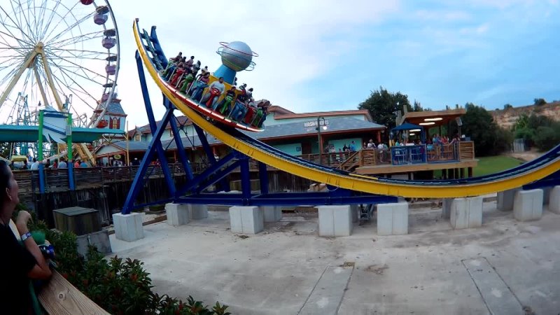 Hurricane Force 5 @ Six Flags Fiesta Texas (720p)