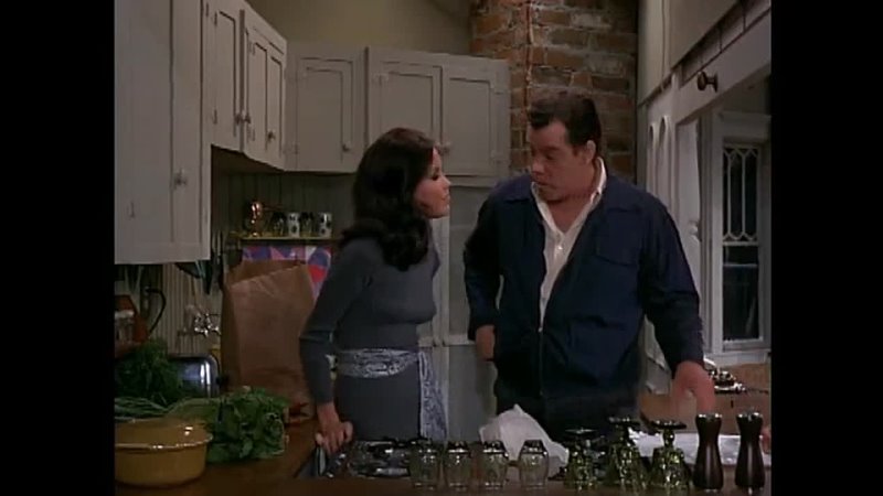 The Mary Tyler Moore Show S01 E05 Keep Your Guard