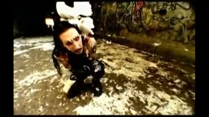 Marilyn Manson - sweat dreams