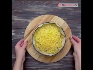 Картофельный пирог с курицей и грибами