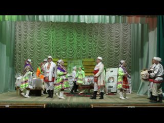 7 Краснокамский район -  Семейный этно -фольклорный марийский ансамбль «Таныптур сем»