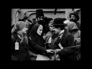 Charlie Chaplin_ Charlot emigrante (1917)