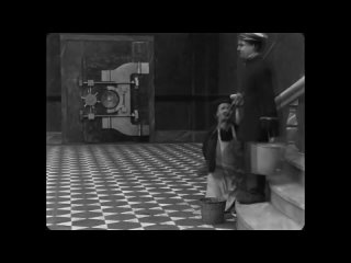 Charlie Chaplin_ Charlot inserviente di banca (1915)