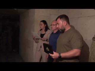 Пушилин и Кириенко вручили военнослужащим звезды Героя ДНР