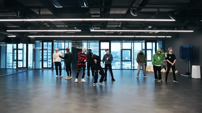 NCT U (엔시티 U) Universe ( Lets Play Ball) Dance Practice