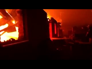 Площадь пожара в Ростовской области увеличилась до 136 га, в станице Верхнекундрюченской сгорело уже 32 дома