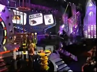 Эпическое выступление Тату на MTV Movie Awards 2003 в Лос-Анджелесе