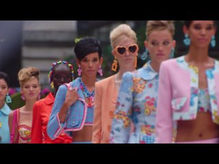 Moschino Весна-Лето 2022 | Коллекция женской одежды