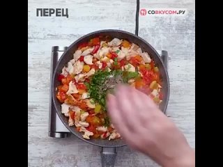 Как запечь баклажаны с курицей и овощами