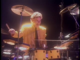 King Crimson — Dinosaur • Live In Japan 1995