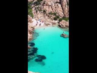 Райский уголок - пляж Cala Coticcio на острове Капрера, Италия