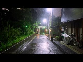 Прогулка под проливным дождем в Токио по закоулкам Синдзюку [bakaseye]