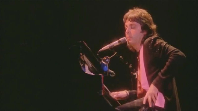 Paul Mc Cartney and Wings Lady Madonna ( Live at King County Multipurpose Domed Stadium in Seattle,