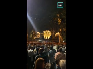 Митинг в Ереване у здания парламента — Москва 24