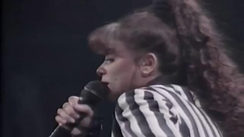 Paula Abdul Straight Up ( Live In Japan) ( Widescreen) (