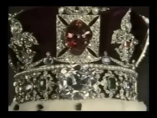 Королева рассказывает о Имперской короне.