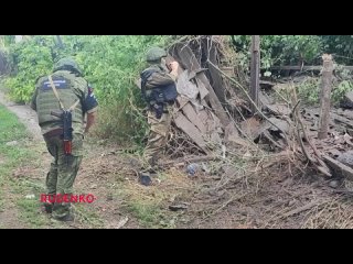 Снаряд выпущенный нацистами по жилому сектору Куйбышевского района г Донецка пол...