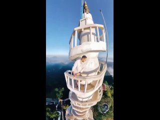 Сказочная башня холма Амбулувава