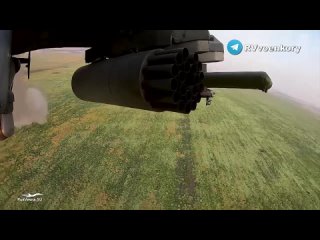 🇷🇺🐊Ударные вертолеты Ка-52 наносят ракетные удары по объектам ВСУ