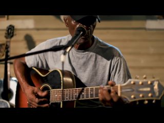 Jimmy “Duck“ Holmes - Catfish Blues (Official Video)