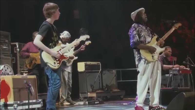 Buddy Guy with Robert Randolph and Quinn Sullivan - Damn Right, I've Got the Blues (Live in New York City on 12 April 2013)