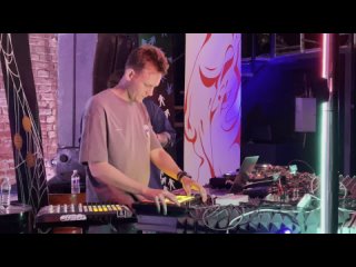 Utrobereg – Cream (live)