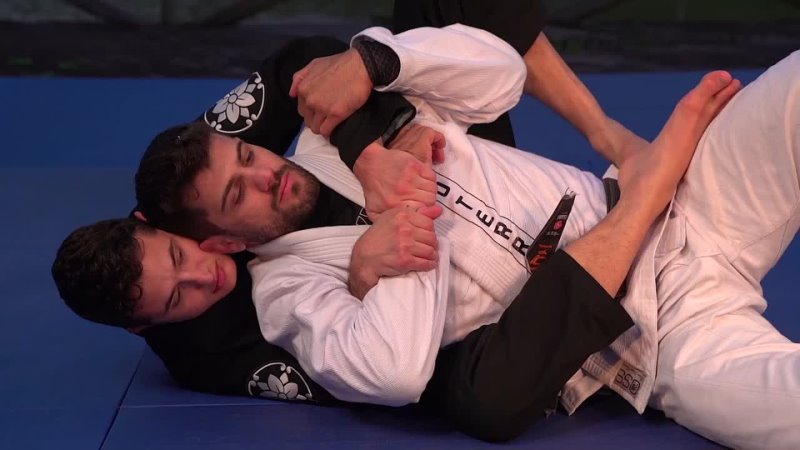 Caio Terra ARMLOCK FROM THE