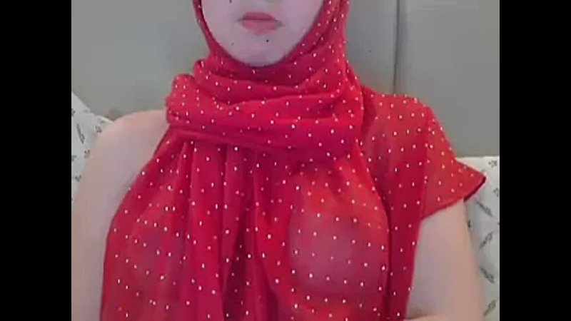 Arab Teen In Red Hijab Exposes Her Pretty Breasts On