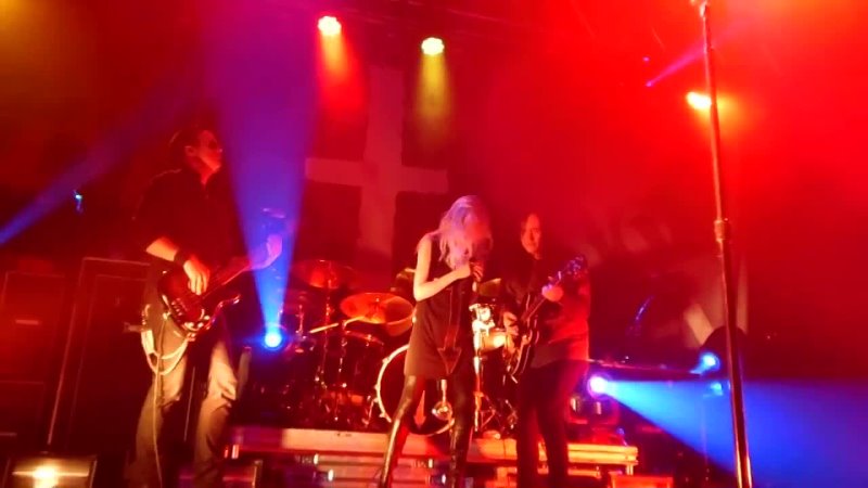 The Pretty Reckless Dear Sister + Absolution ( House Of