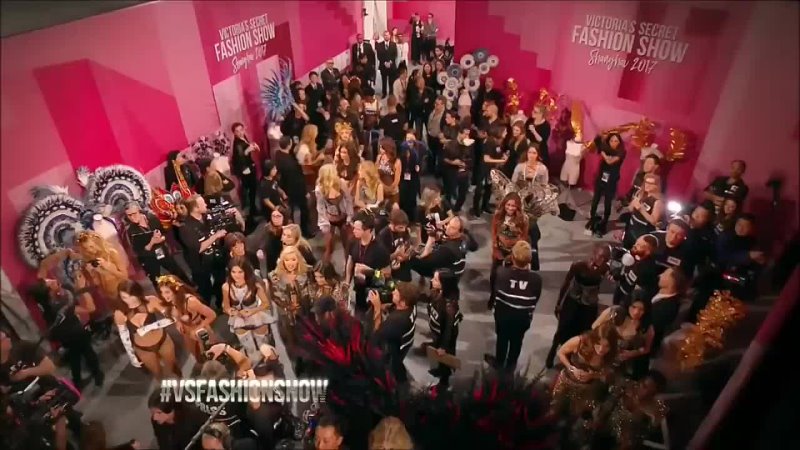 Гарри Стайлс - Victoria's Secret Fashion Show 2017