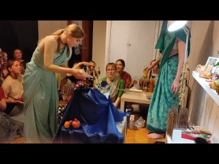Видео от Парама-Каруна нама-хатта