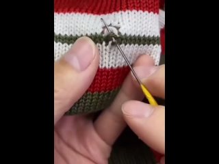 Как поднять петлю в вязаном полотне