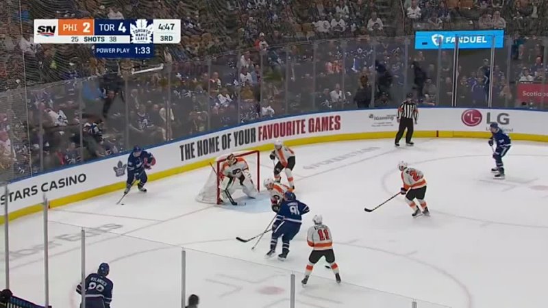 John Tavares (7)